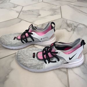 Women’s Nike Flex Contact size 7.5